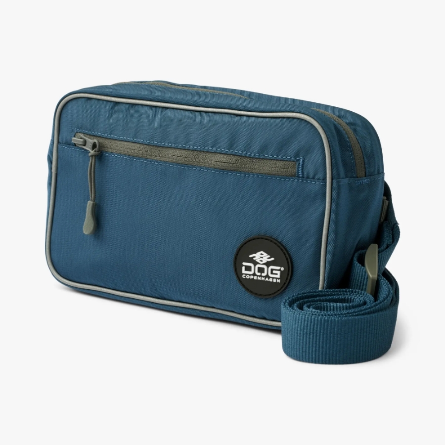 DOG Copenhagen（ドッグコペンハーゲン）のGo Explore Belt Bag（ゴーエクスプローラーベルトバッグ）の商品写真（ブルー）