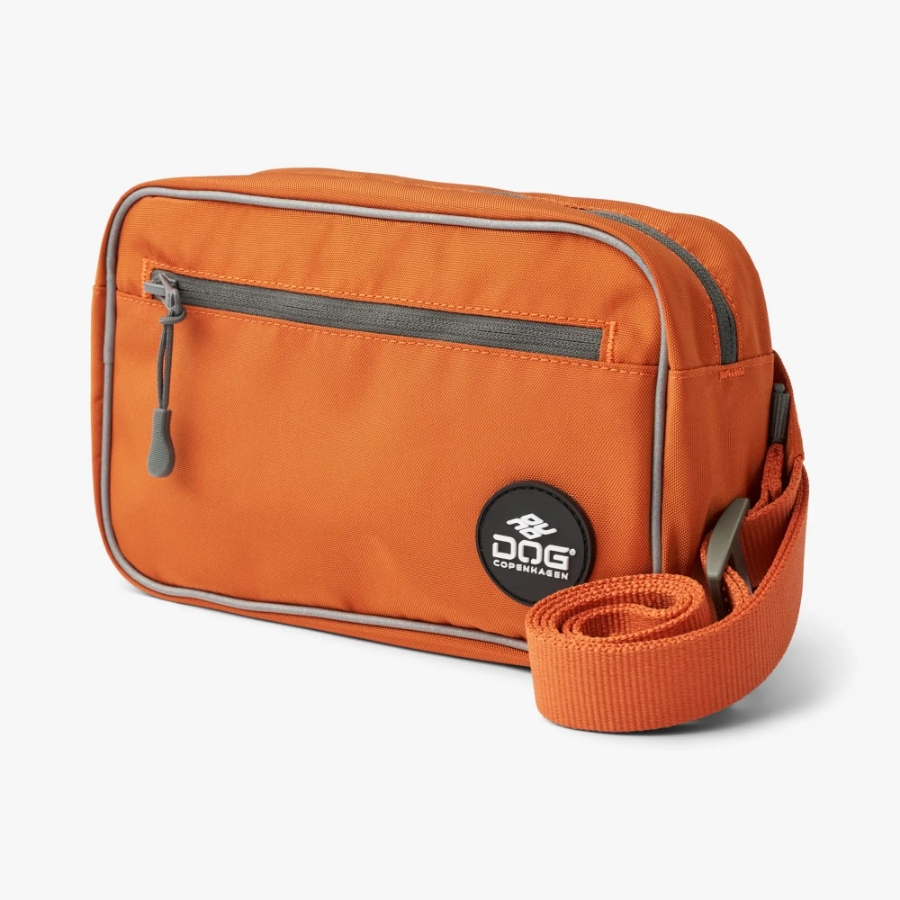 DOG Copenhagen（ドッグコペンハーゲン）のGo Explore Belt Bag（ゴーエクスプローラーベルトバッグ）の商品写真（オレンジ）