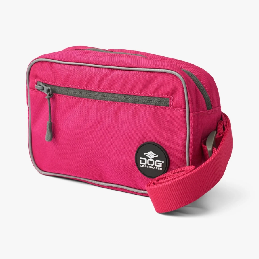 DOG Copenhagen（ドッグコペンハーゲン）のGo Explore Belt Bag（ゴーエクスプローラーベルトバッグ）の商品写真（ピンク）