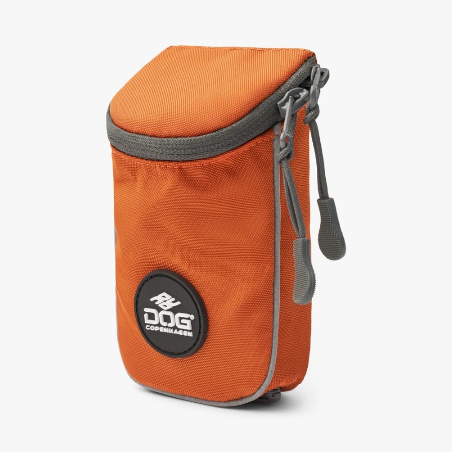 DOG Copenhagen（ドッグコペンハーゲン）のPouch Organizer™ Leash Bag（ポーチオーガナイザーリーシュバッグ）の商品写真（オレンジ）